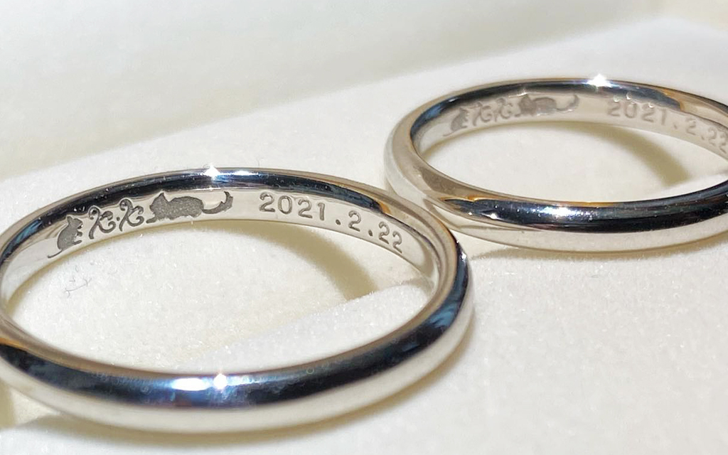 結婚指輪のおしゃれな刻印例130選。素敵な言葉で二人の絆を深めて。