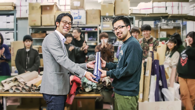 「次世代を担う若きクリエイターの育成支援」 “卒業制作で使いたい!” “母へのプレゼントとして、靴を作りたい”