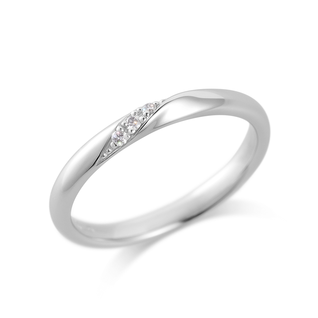 LATREIA ケラス ダイヤモンド リング 0.11CT